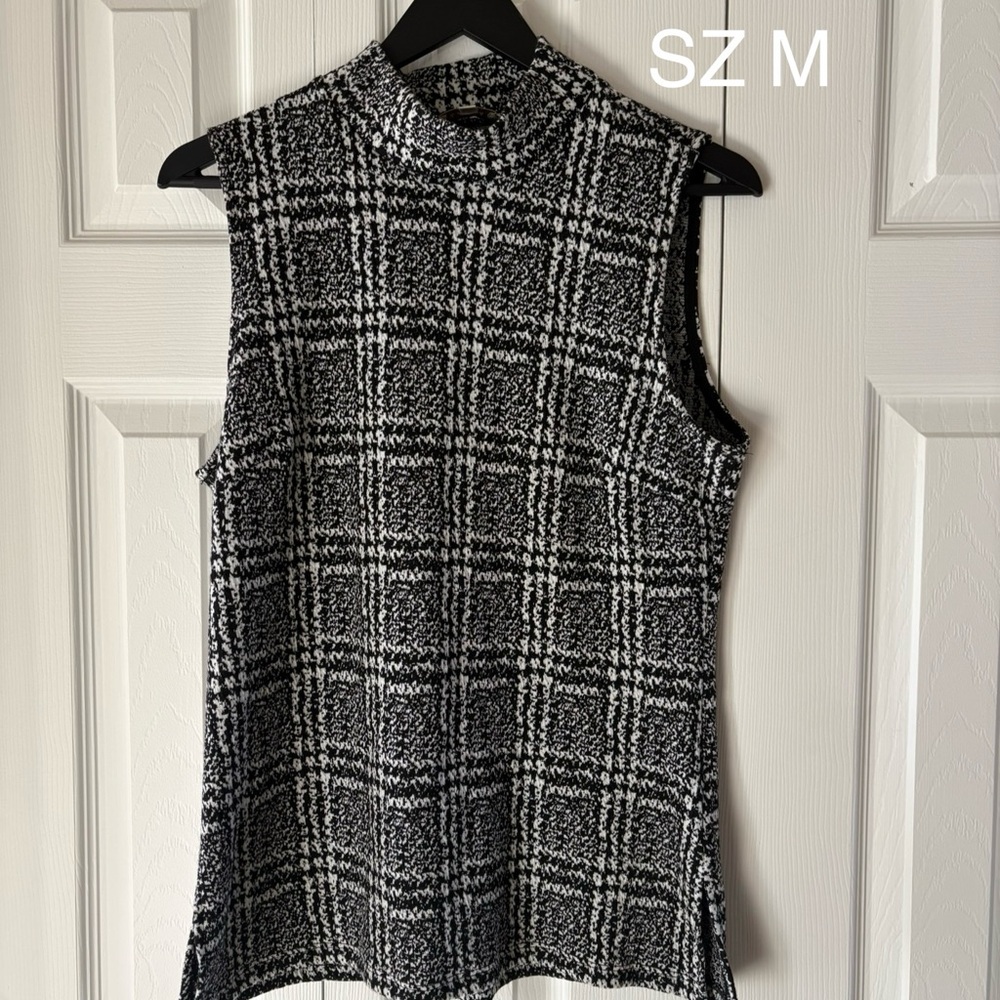 Black and White Plaid Sleeveless Top